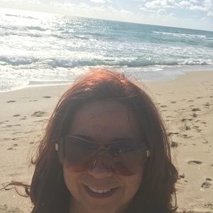 Meet your Posher, Wendy